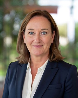 Una_Dillon-headshot_0d583d